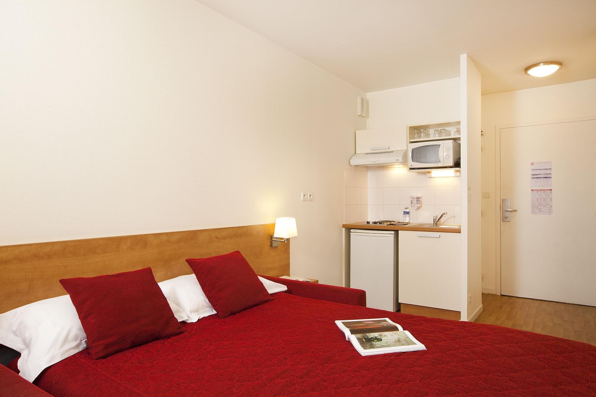Sejours & Affaires Rennes Villa Camilla Exterior foto