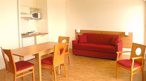 Sejours & Affaires Rennes Villa Camilla Exterior foto
